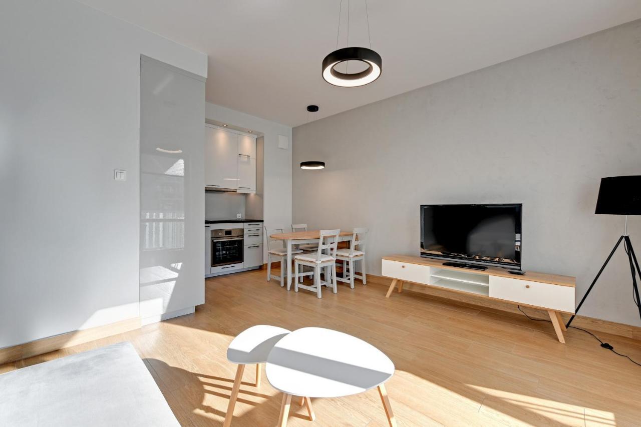Holiday Apartment Near The Sea - Free Private Parking Gdańsk Buitenkant foto