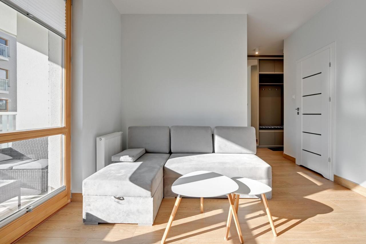Holiday Apartment Near The Sea - Free Private Parking Gdańsk Buitenkant foto